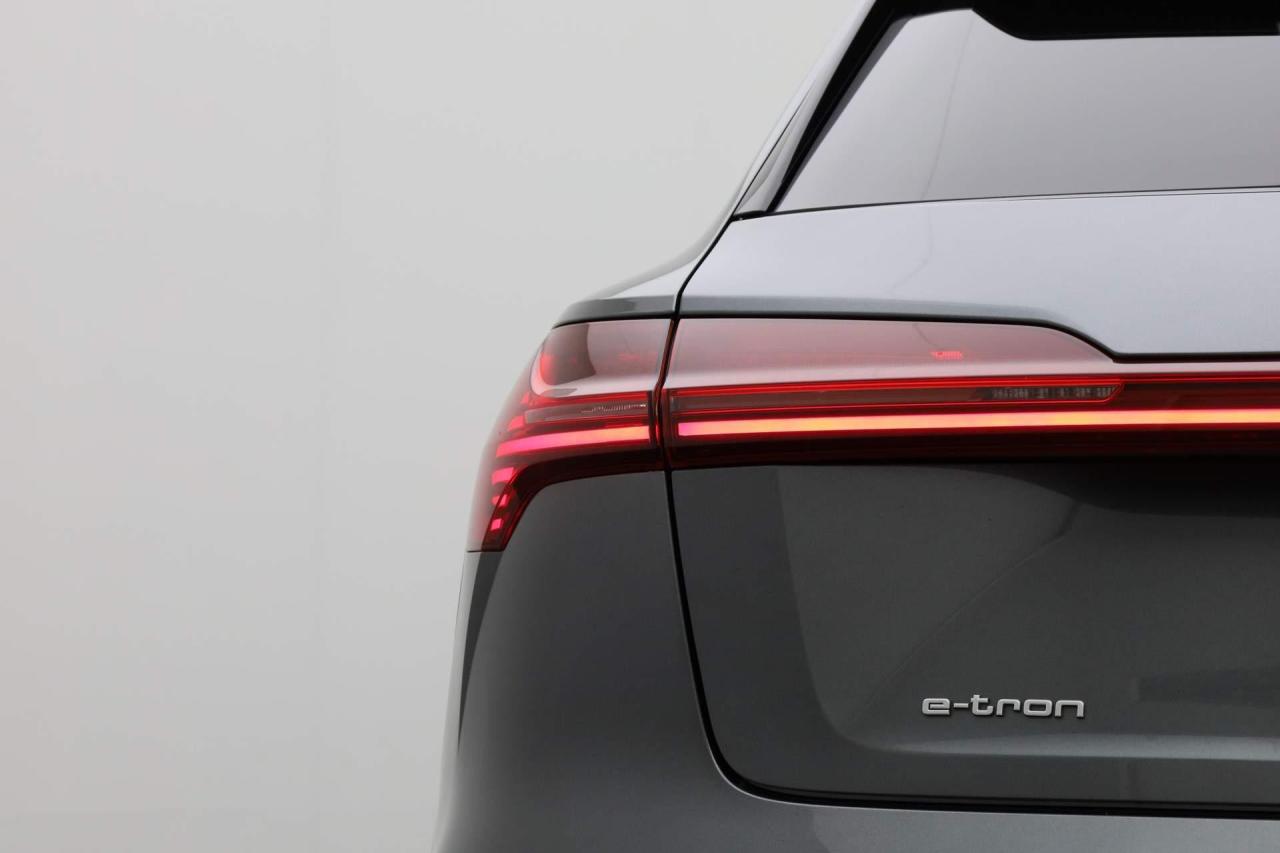 Audi e-tron 50 quattro 313PK Launch edition Black 71 kWh | 37621050-16