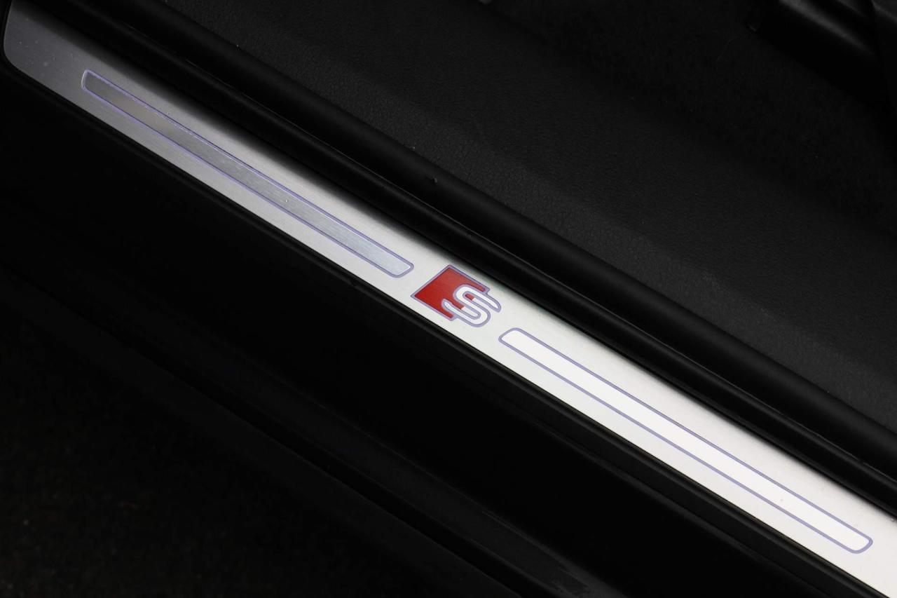 Audi e-tron 50 quattro 313PK Launch edition Black 71 kWh | 37621050-36