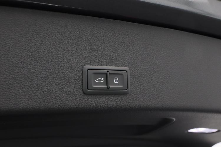 Audi e-tron 55 quattro S edition 95 kWh 408PK | 37772927-43