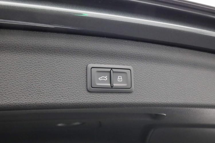 Audi Q3 45 TFSI e 245PK S-tronic S Edition | 34194532-42