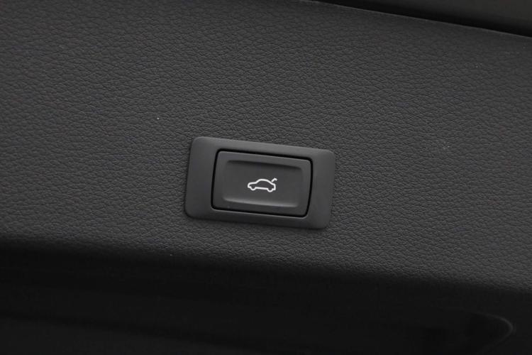 Audi Q8 e-tron S Edition 50 340pk | 37548596-48