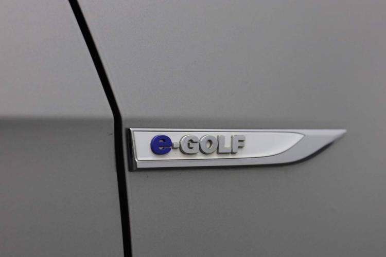 Volkswagen e-Golf 136PK | 37766294-7
